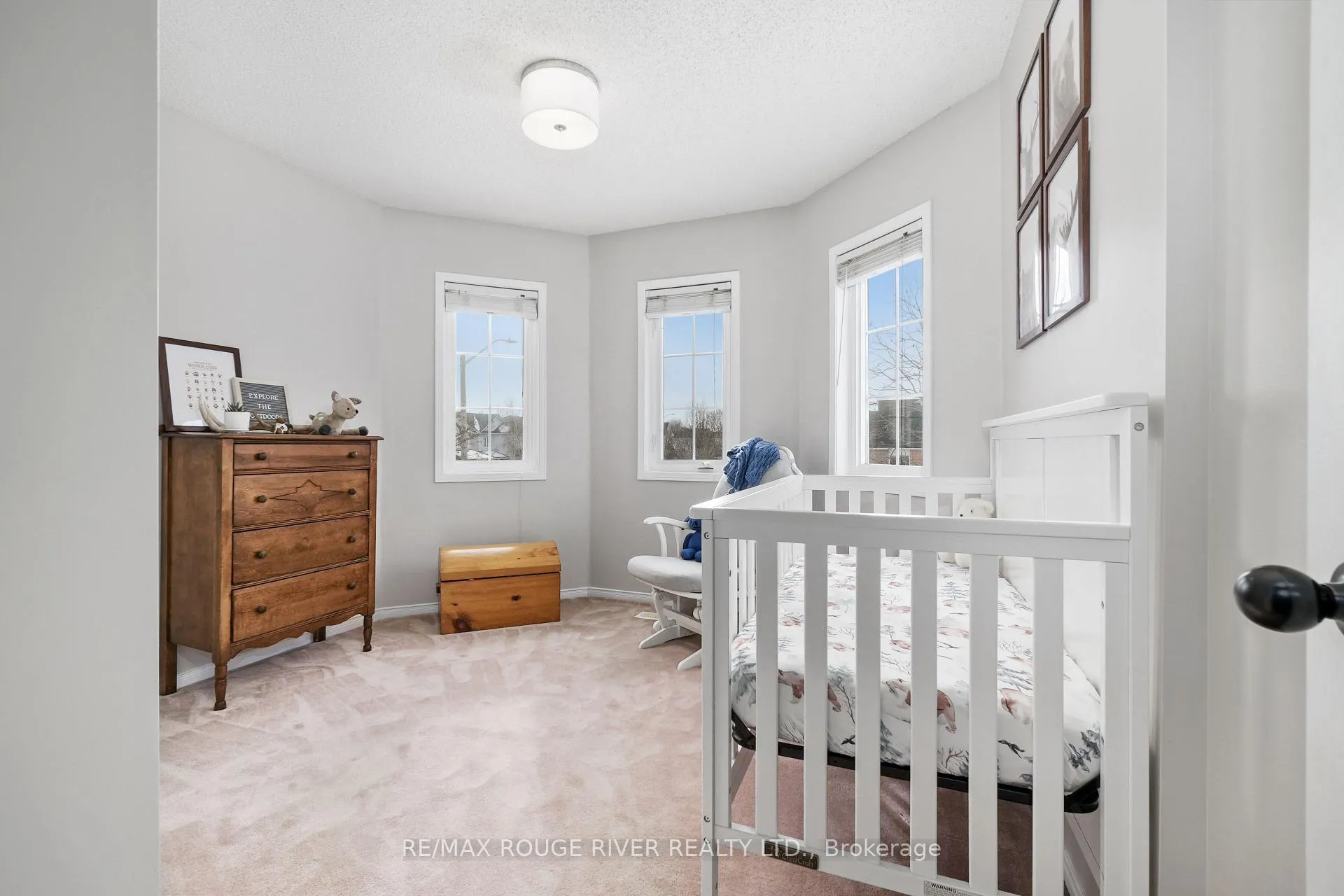 Photo 17 of 15 Bridges Drive, Clarington, Newcastle — HOMEH