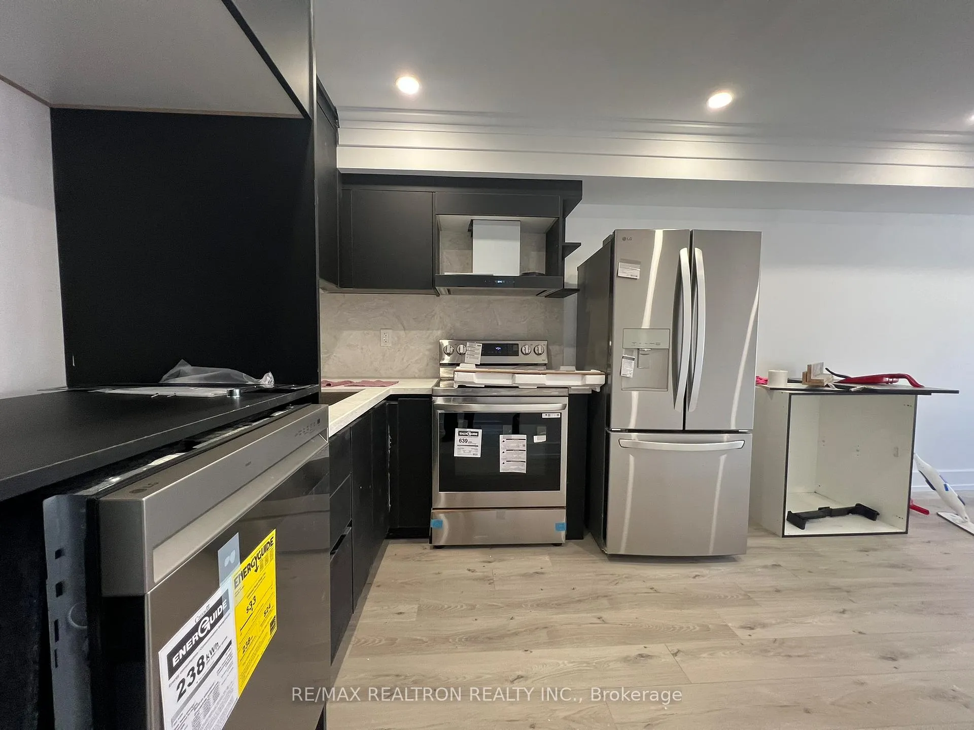 Photo 10 of Unit GARDEN SUITE UPPER, 347 Main Street, Toronto, East End-Danforth — HOMEH