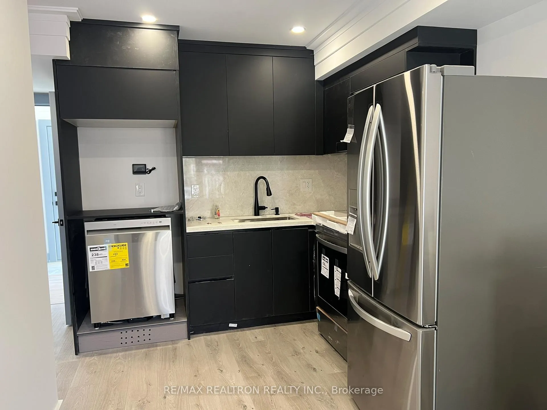 Photo 11 of Unit GARDEN SUITE UPPER, 347 Main Street, Toronto, East End-Danforth — HOMEH
