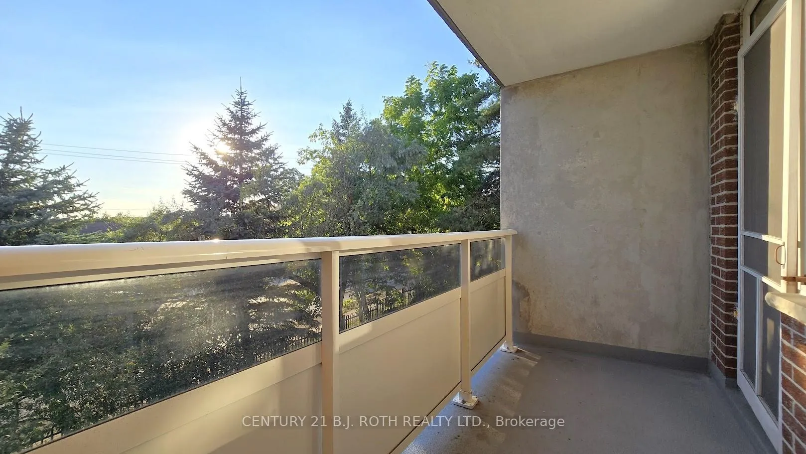 Photo 11 of Unit 37, 2 Grove Street E, Barrie, Wellington — HOMEH