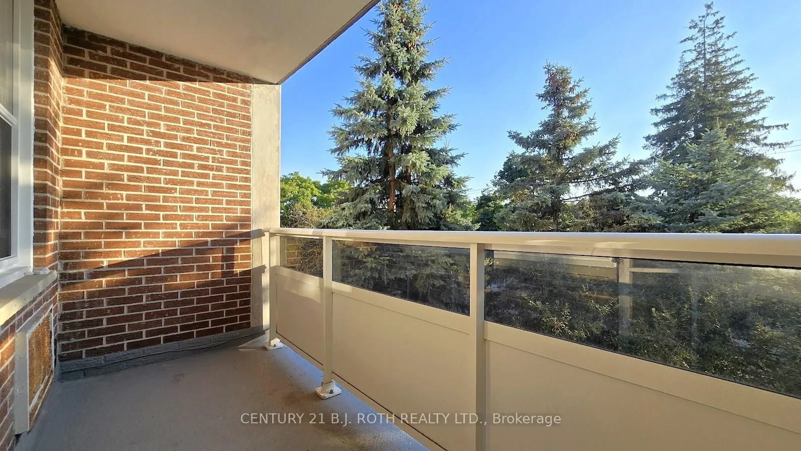 Photo 12 of Unit 37, 2 Grove Street E, Barrie, Wellington — HOMEH