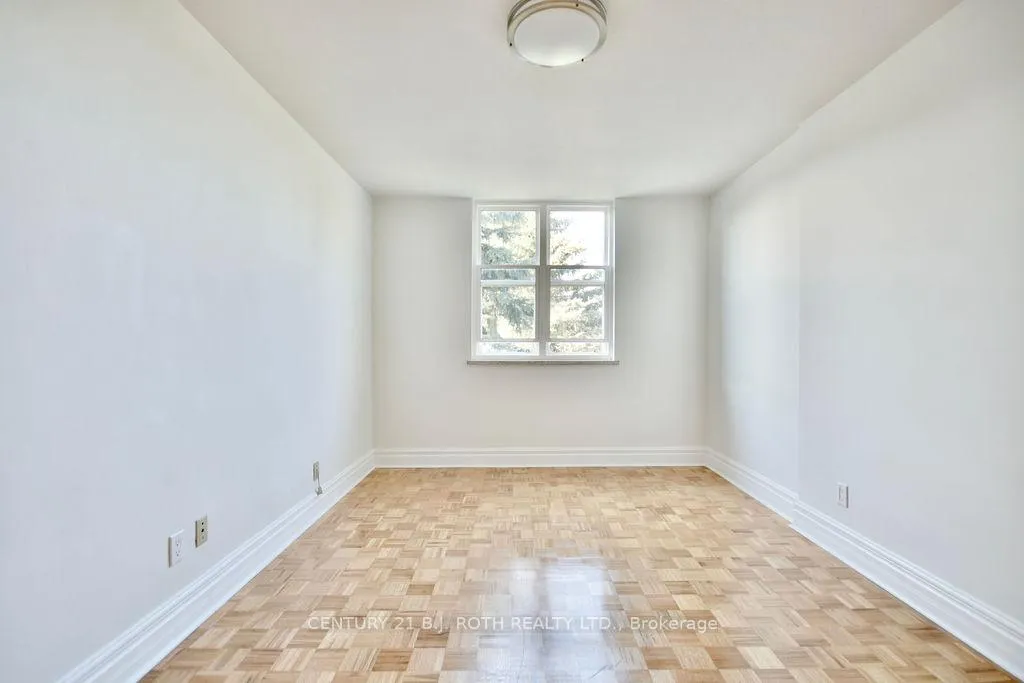 Photo 19 of Unit 37, 2 Grove Street E, Barrie, Wellington — HOMEH