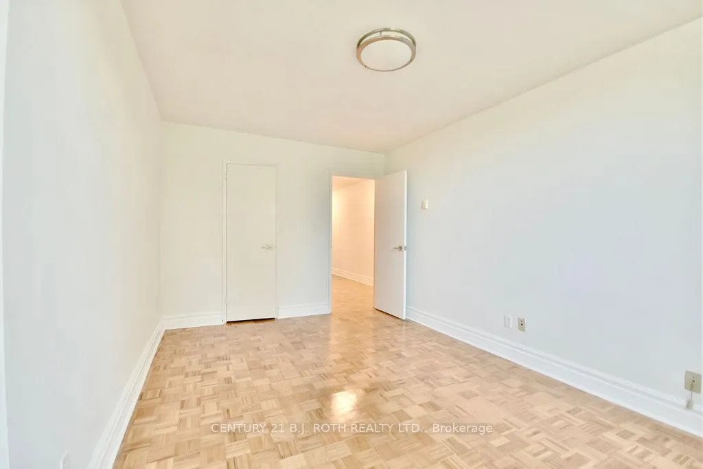 Photo 20 of Unit 37, 2 Grove Street E, Barrie, Wellington — HOMEH