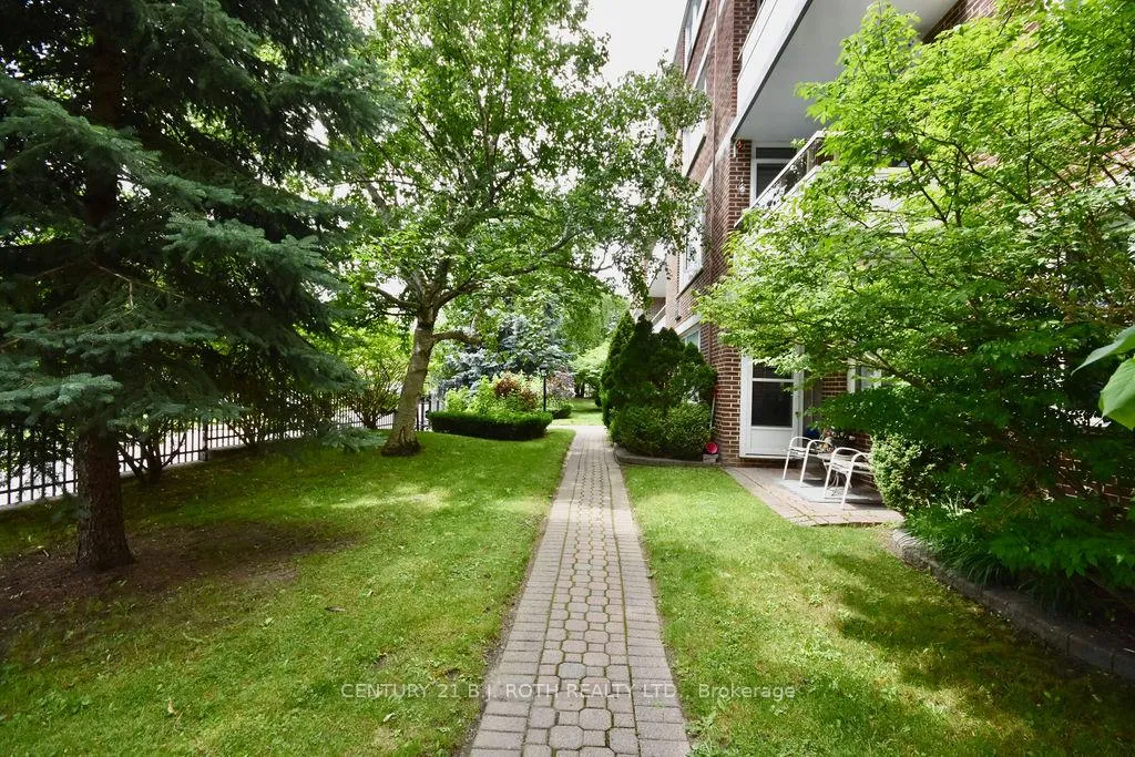 Photo 23 of Unit 37, 2 Grove Street E, Barrie, Wellington — HOMEH