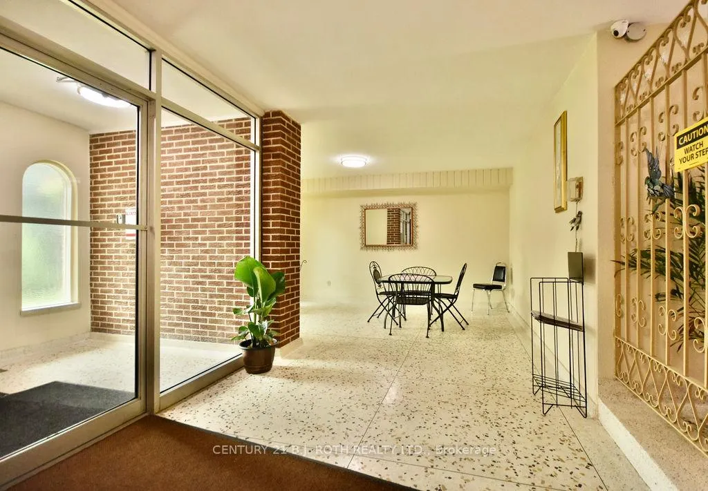 Photo 25 of Unit 37, 2 Grove Street E, Barrie, Wellington — HOMEH