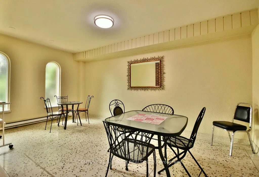 Photo 26 of Unit 37, 2 Grove Street E, Barrie, Wellington — HOMEH