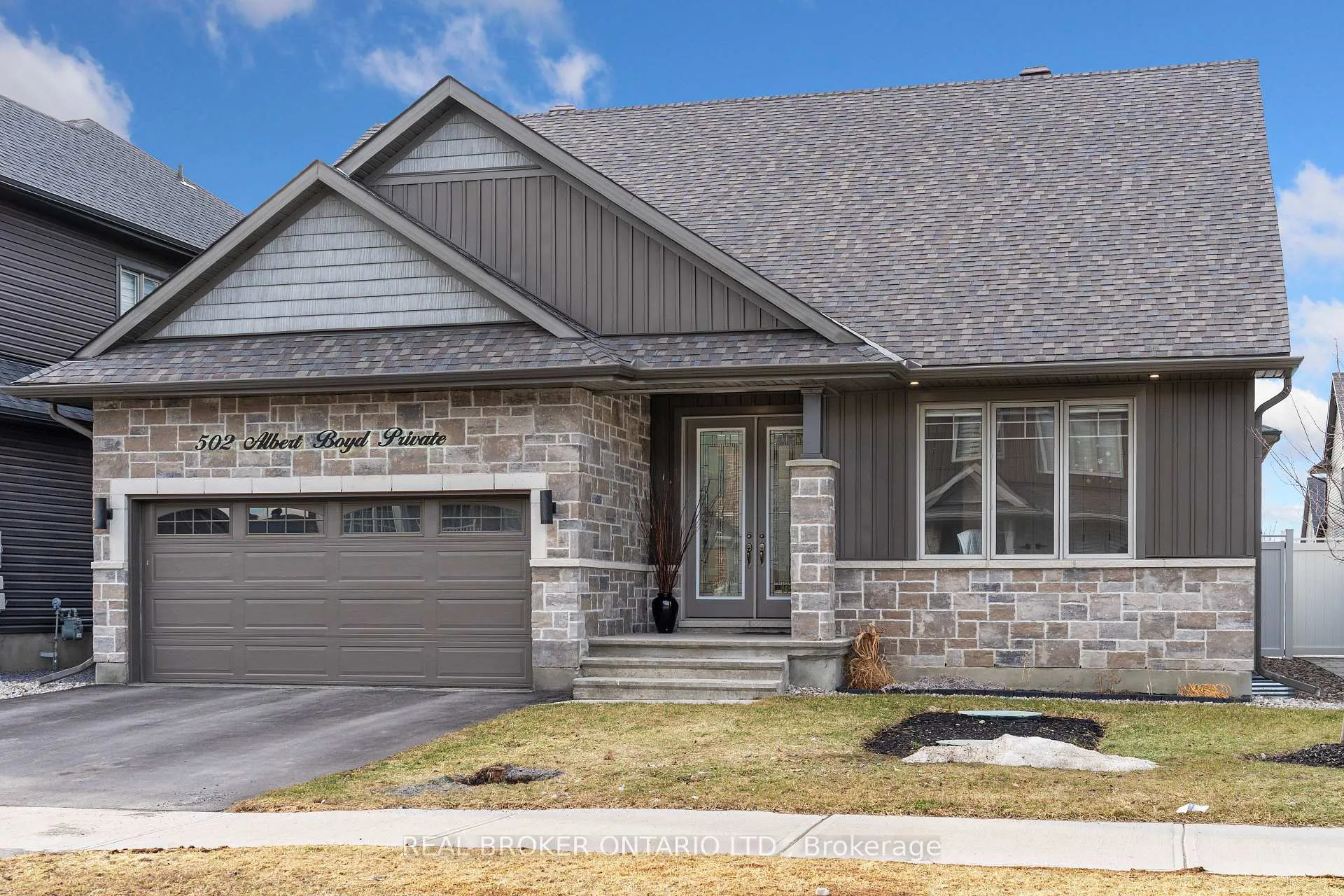 Photo 4 of 502 Albert Boyd Private, Ottawa, Huntley Ward (South East) — HOMEH