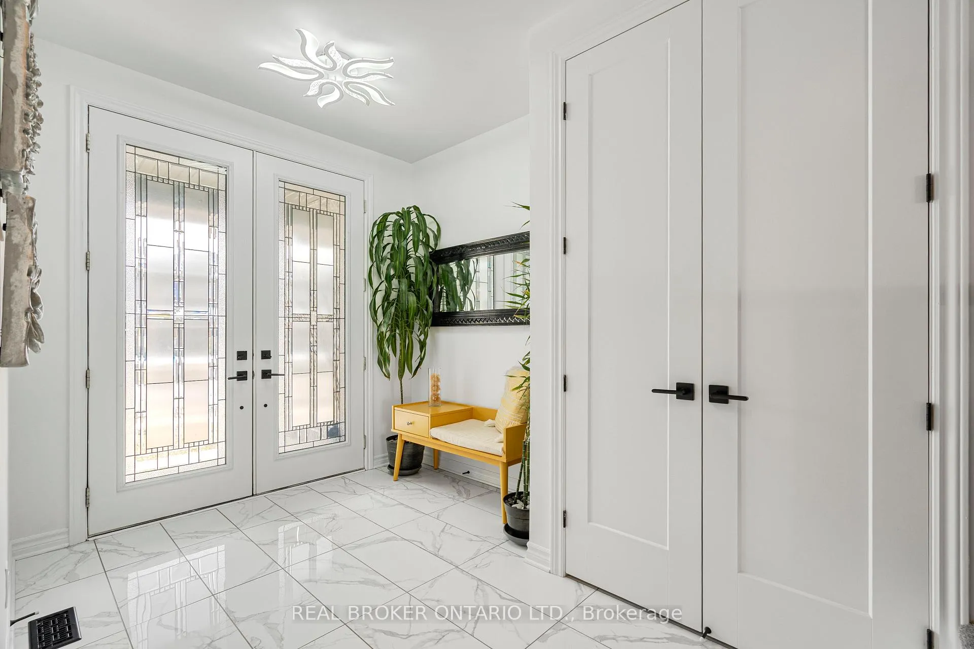 Photo 7 of 502 Albert Boyd Private, Ottawa, Huntley Ward (South East) — HOMEH