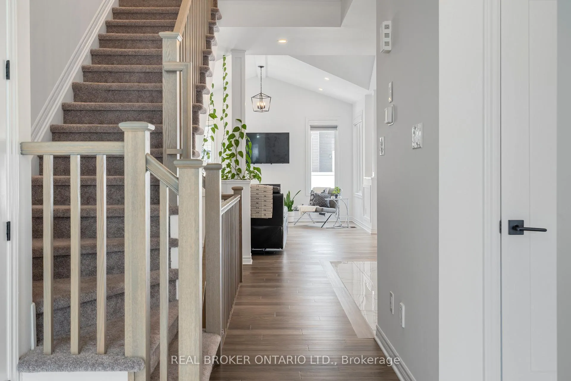 Photo 8 of 502 Albert Boyd Private, Ottawa, Huntley Ward (South East) — HOMEH