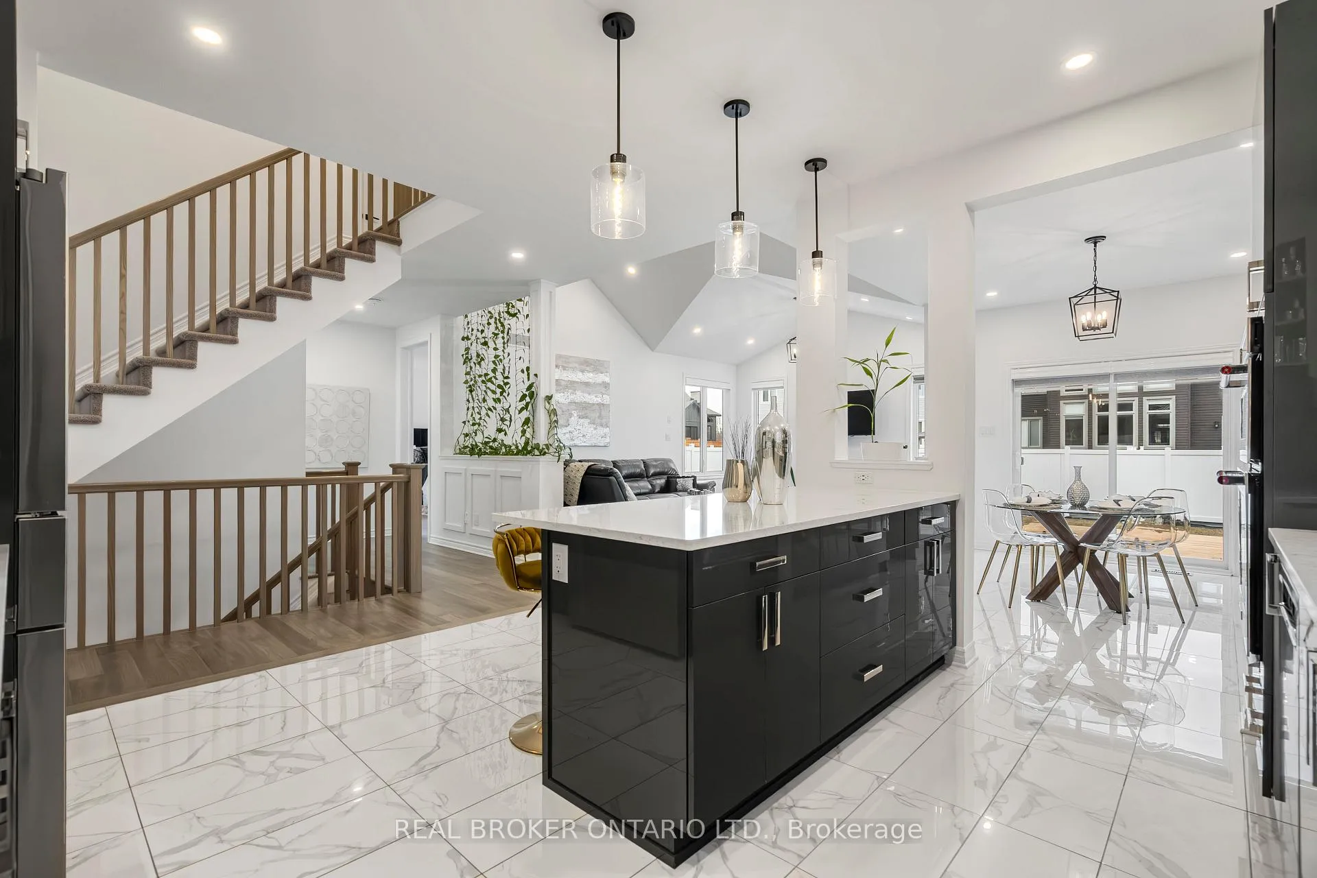 Photo 15 of 502 Albert Boyd Private, Ottawa, Huntley Ward (South East) — HOMEH