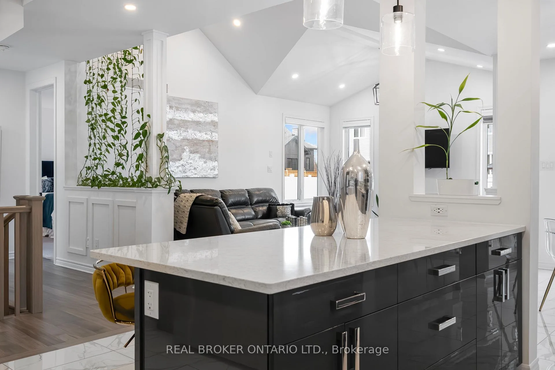 Photo 18 of 502 Albert Boyd Private, Ottawa, Huntley Ward (South East) — HOMEH