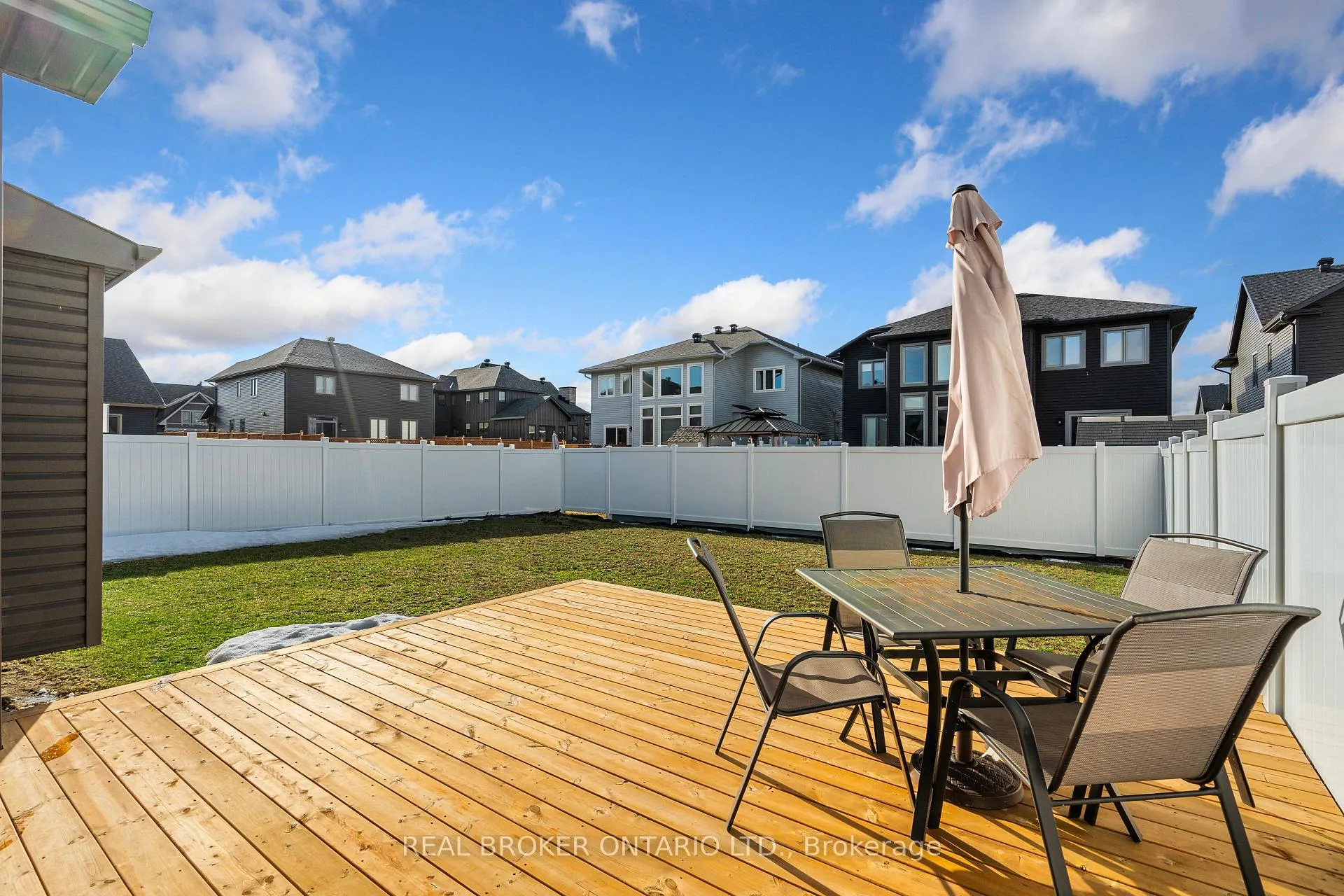 Photo 44 of 502 Albert Boyd Private, Ottawa, Huntley Ward (South East) — HOMEH
