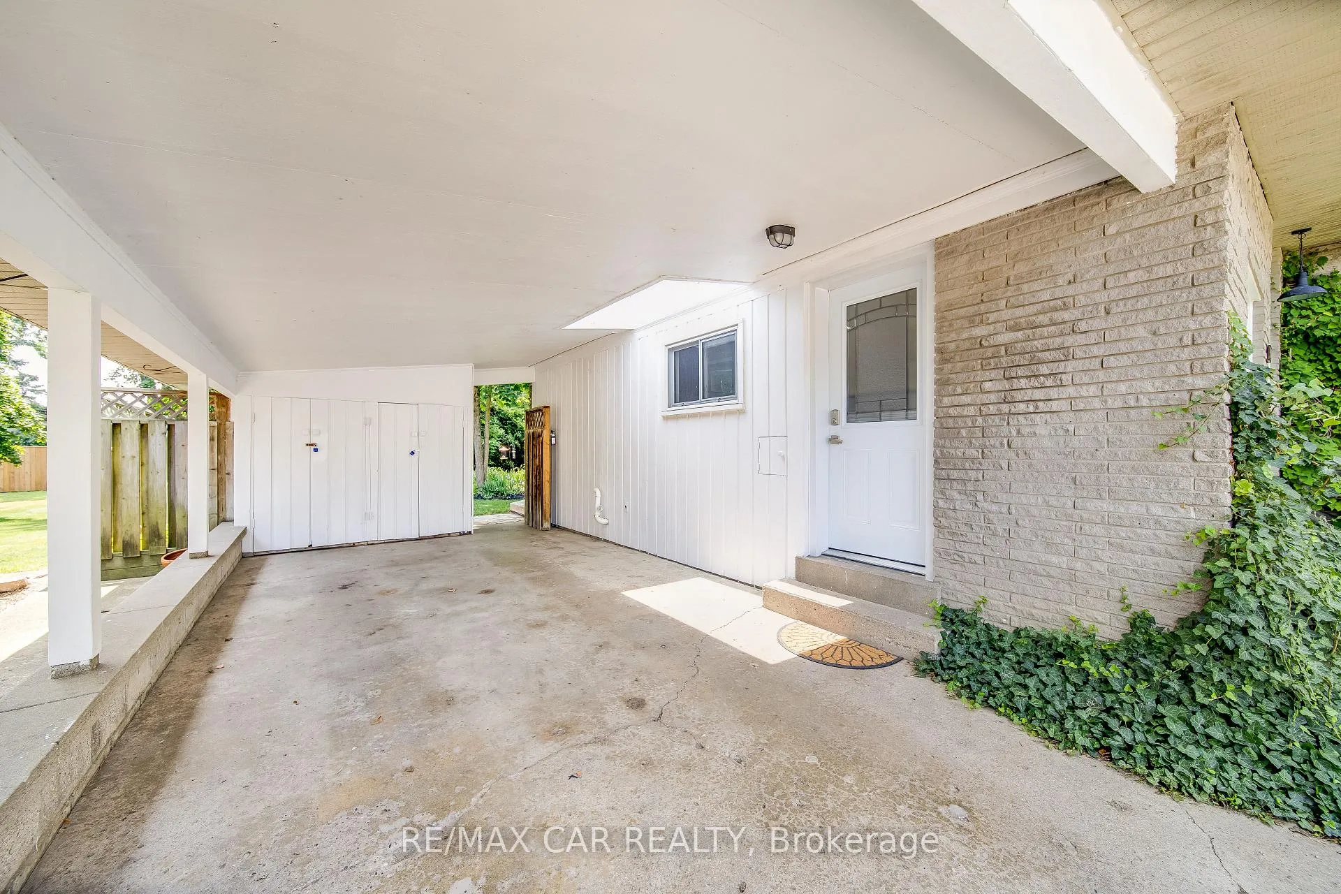 Photo 13 of 32 Melrose Avenue, Leamington — HOMEH