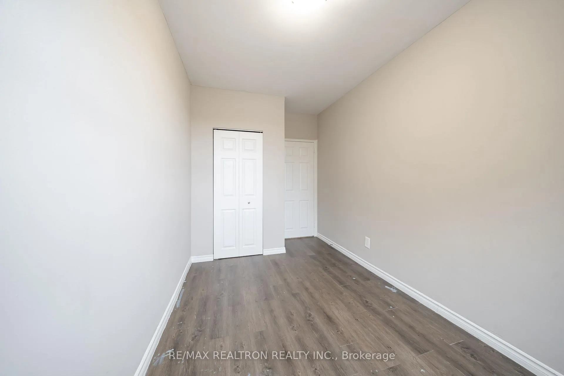Photo 5 of Unit 335C, 468 Ottawa Street, Hamilton, Corktown — HOMEH