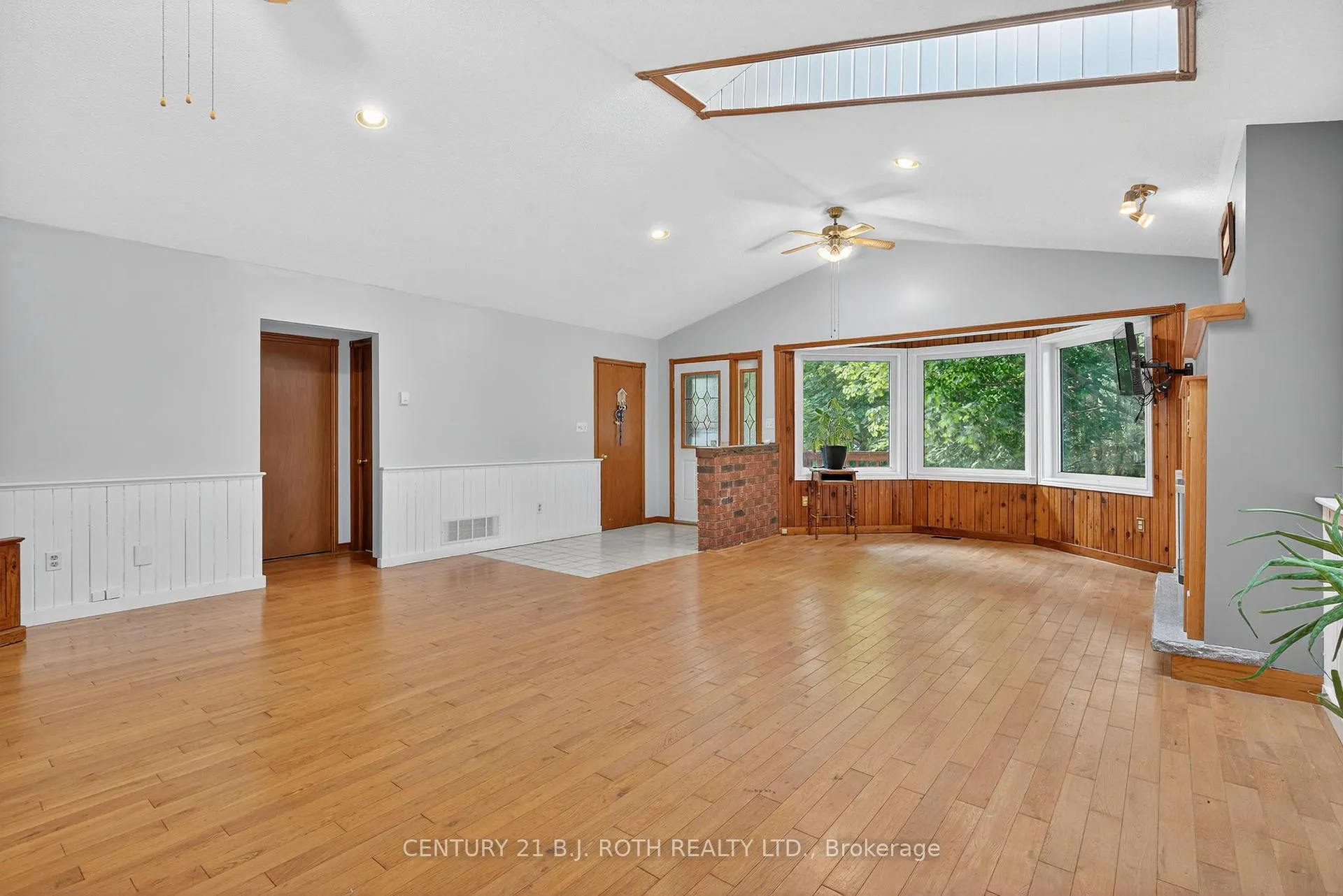 Photo 72 of 281 Harvie Road, Barrie, Holly — HOMEH