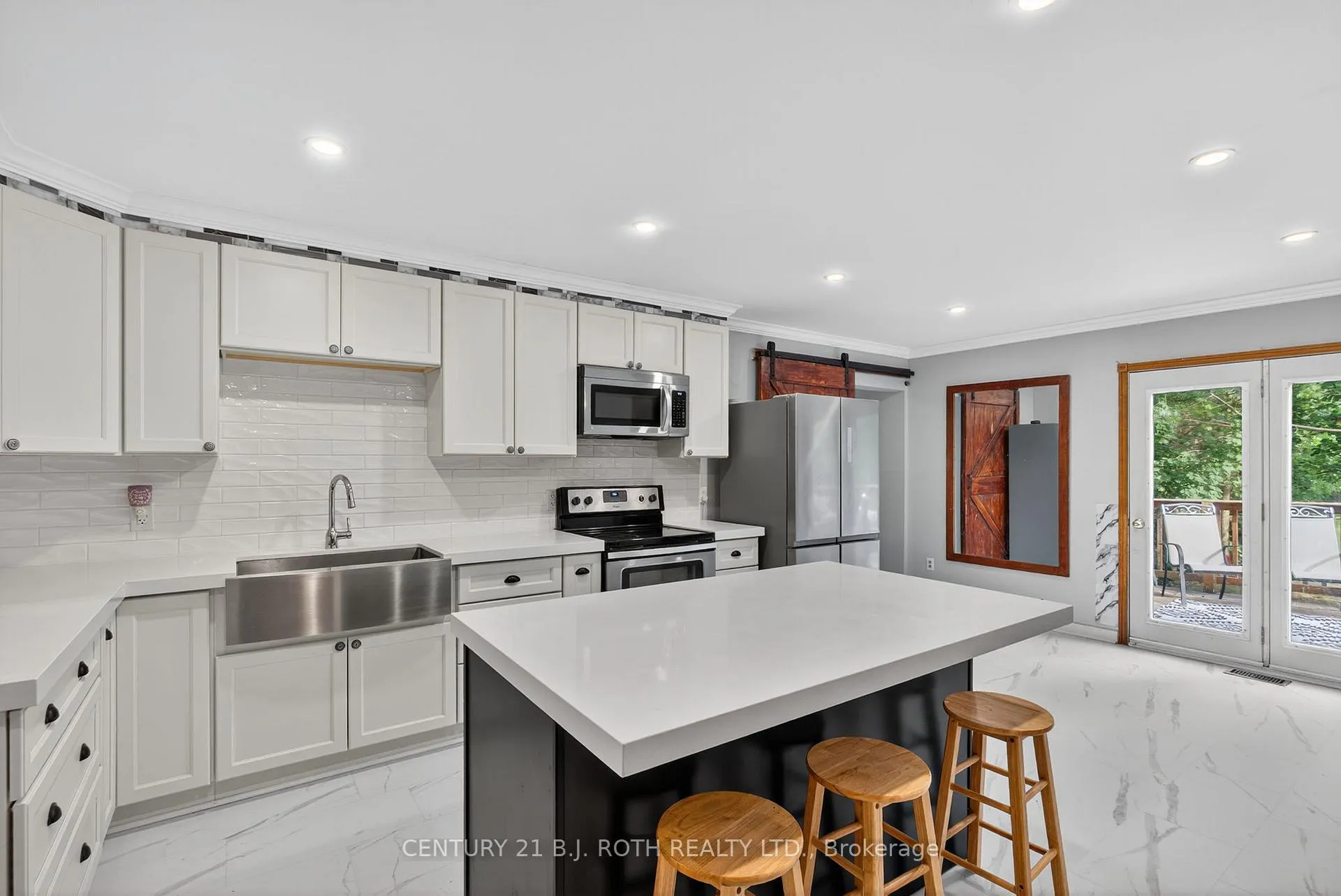 Photo 99 of 281 Harvie Road, Barrie, Holly — HOMEH