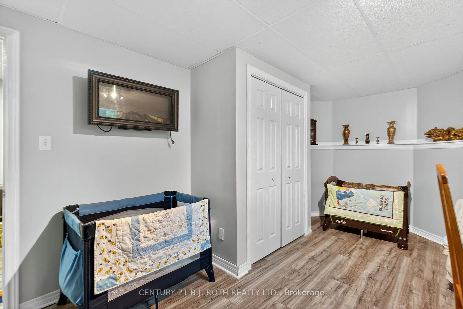 Photo 282 of 281 Harvie Road, Barrie, Holly — HOMEH