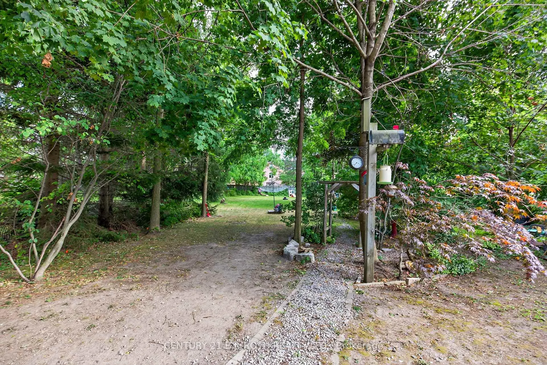Photo 361 of 281 Harvie Road, Barrie, Holly — HOMEH