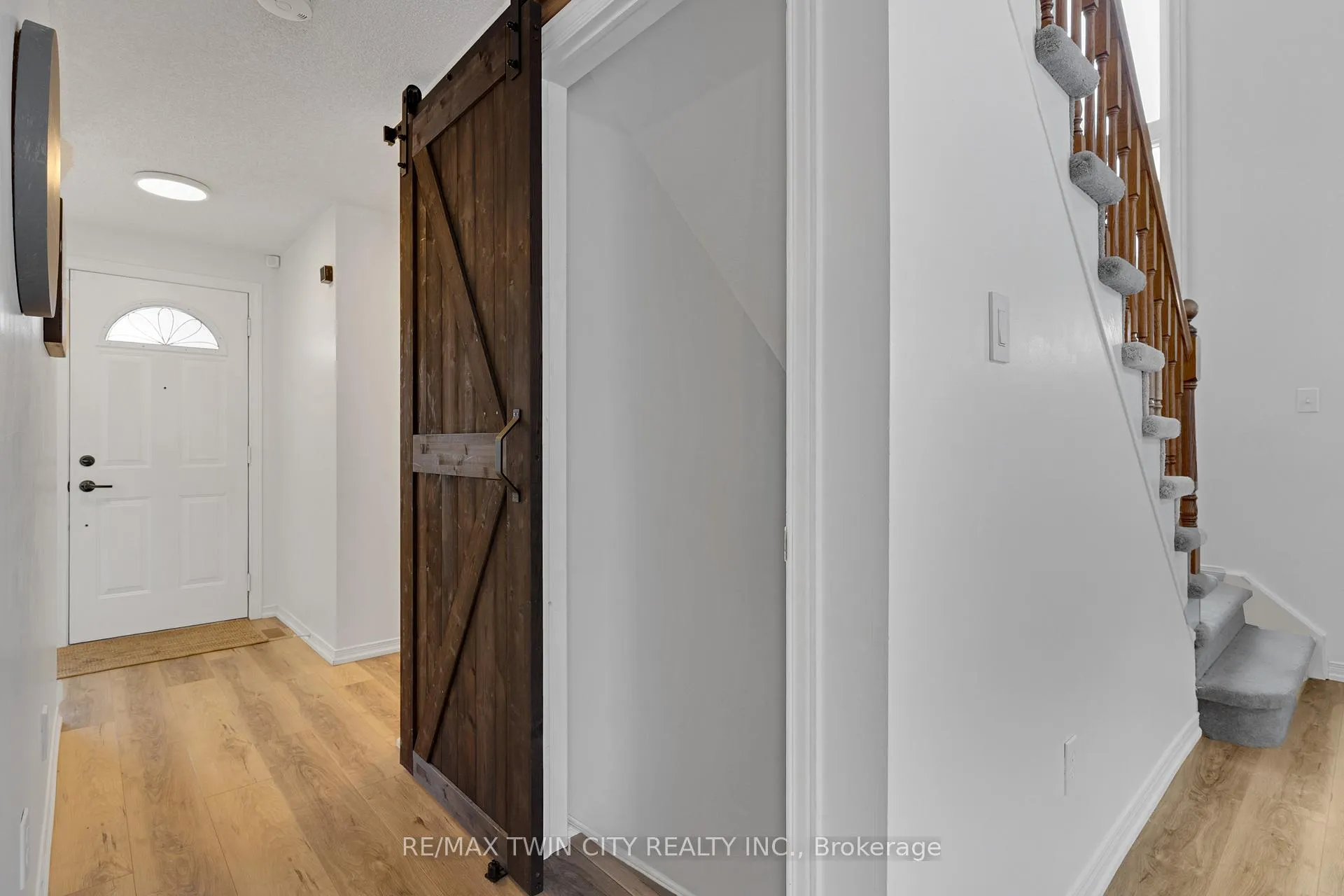 Photo 21 of 225 Thornbird Place, Waterloo — HOMEH