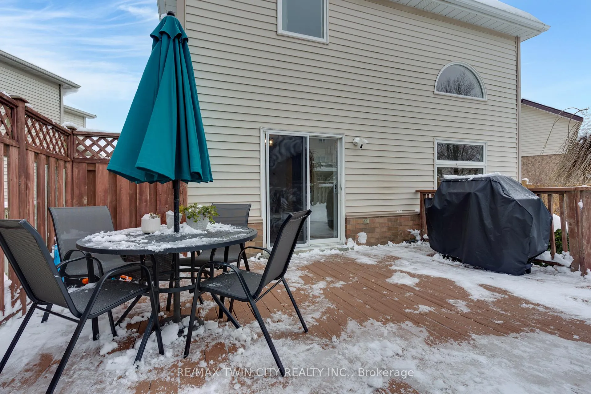 Photo 40 of 225 Thornbird Place, Waterloo — HOMEH