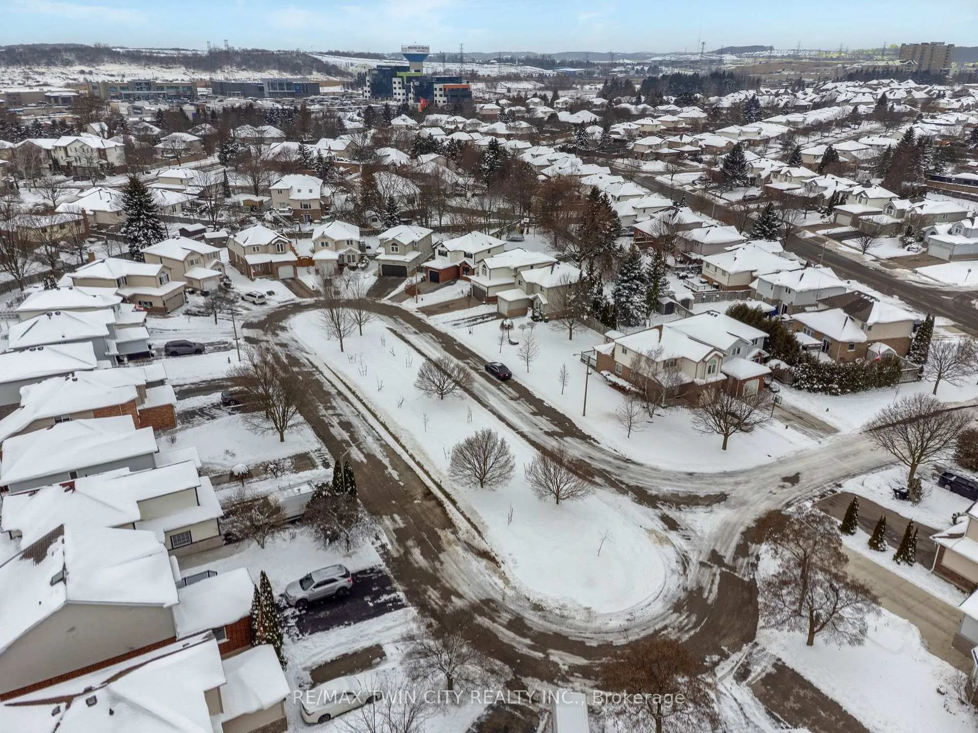 Photo 50 of 225 Thornbird Place, Waterloo — HOMEH