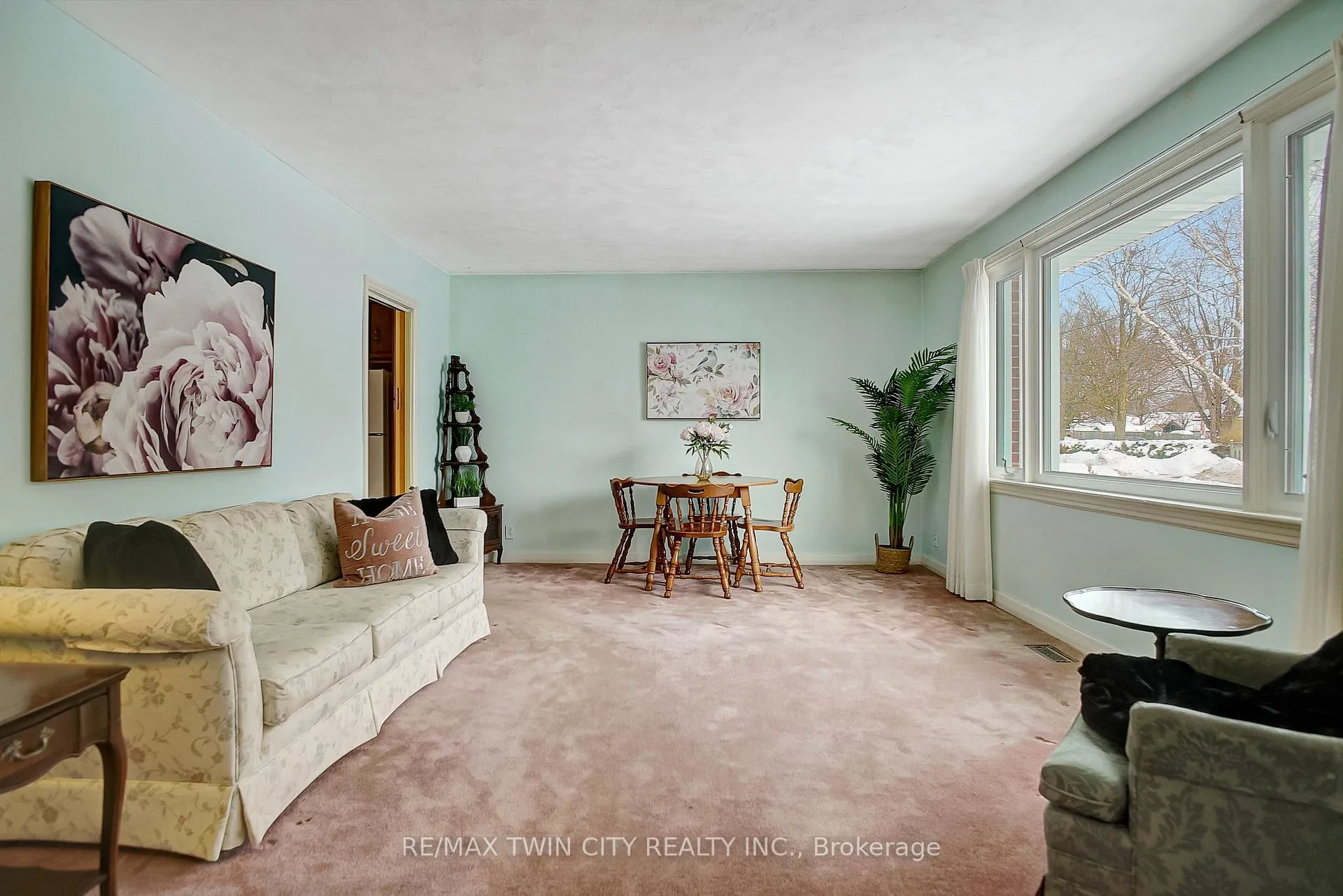 Photo 5 of 70 Christopher Drive, Cambridge — HOMEH