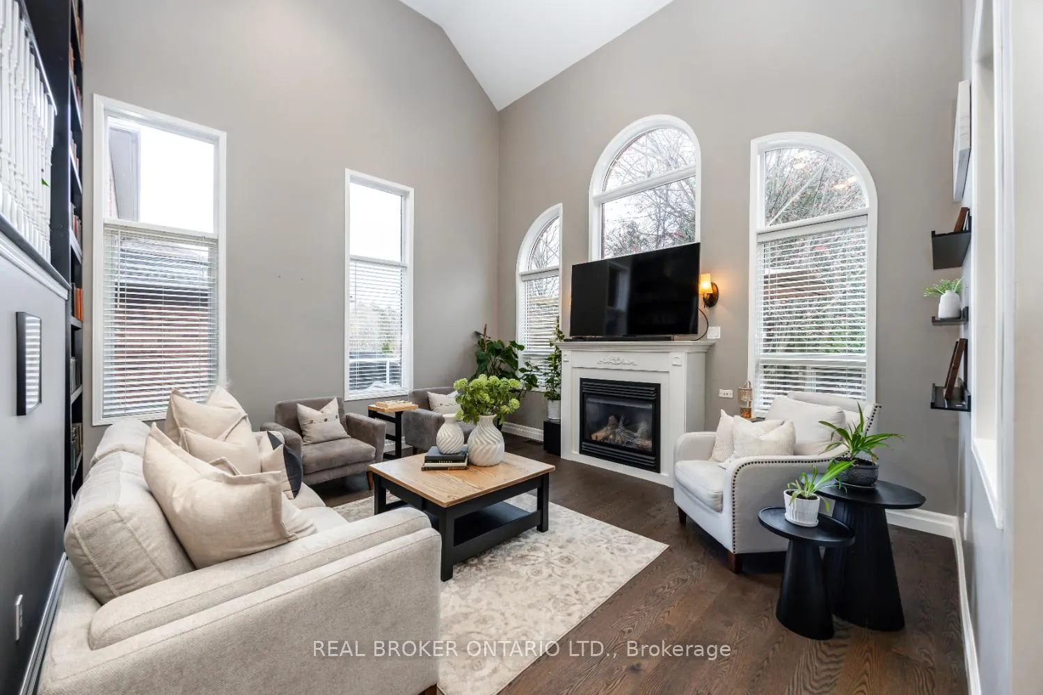 Photo 12 of 61 Bloom Avenue, Clarington, Newcastle — HOMEH