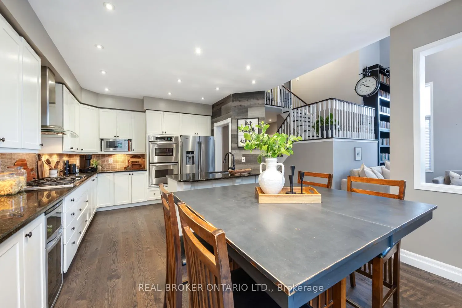 Photo 19 of 61 Bloom Avenue, Clarington, Newcastle — HOMEH