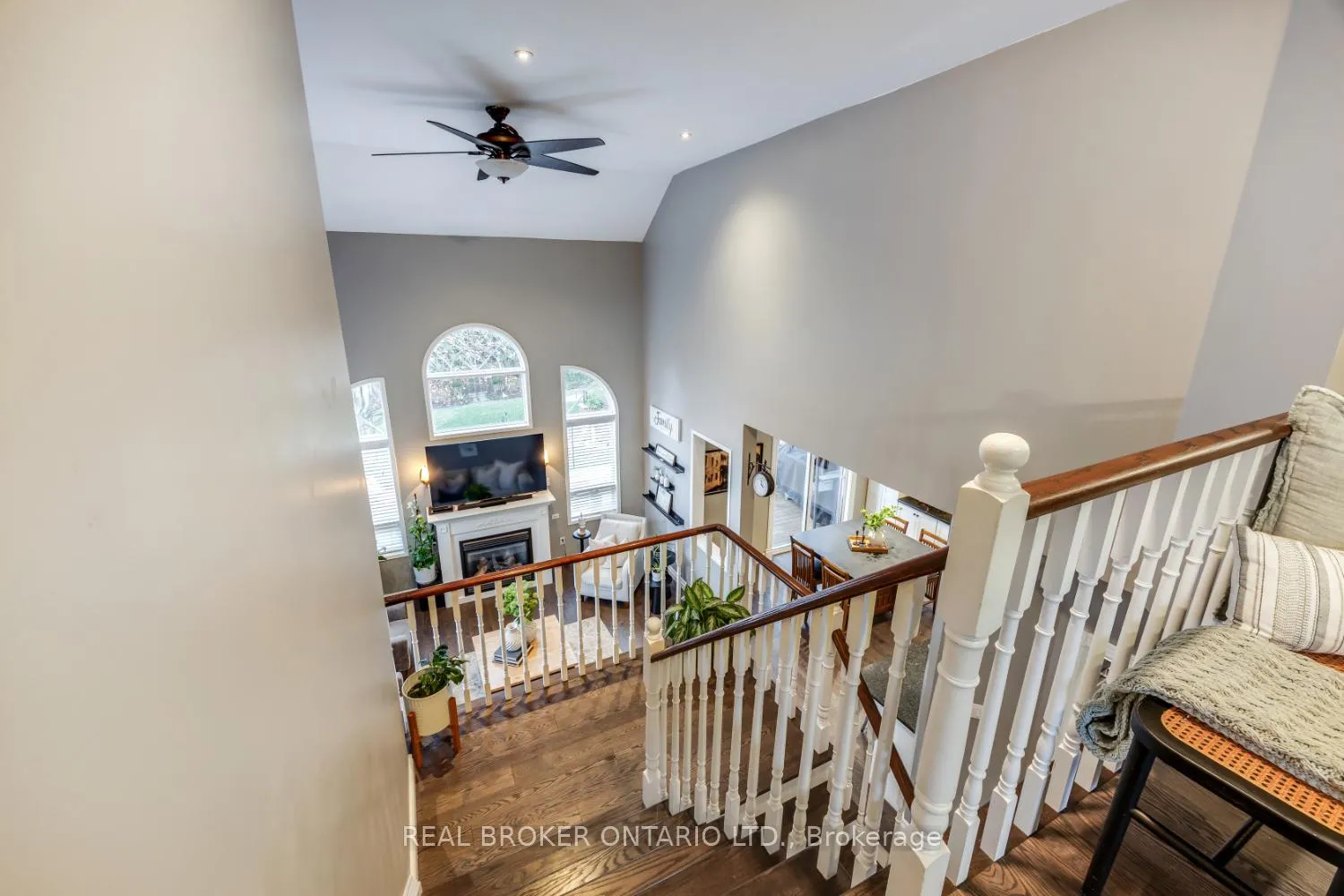 Photo 27 of 61 Bloom Avenue, Clarington, Newcastle — HOMEH