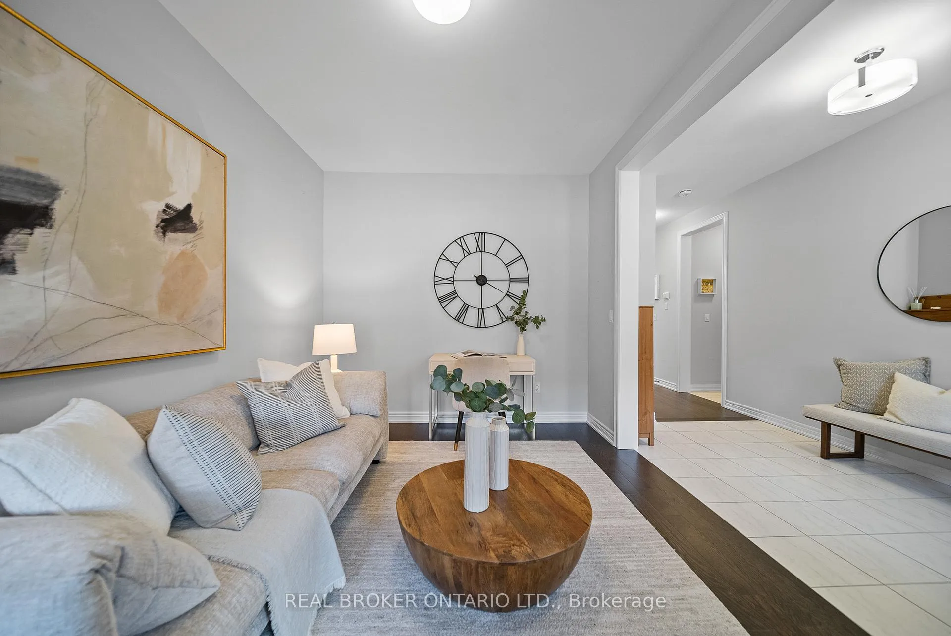 Photo 8 of 11 Howard Williams Court, Uxbridge — HOMEH
