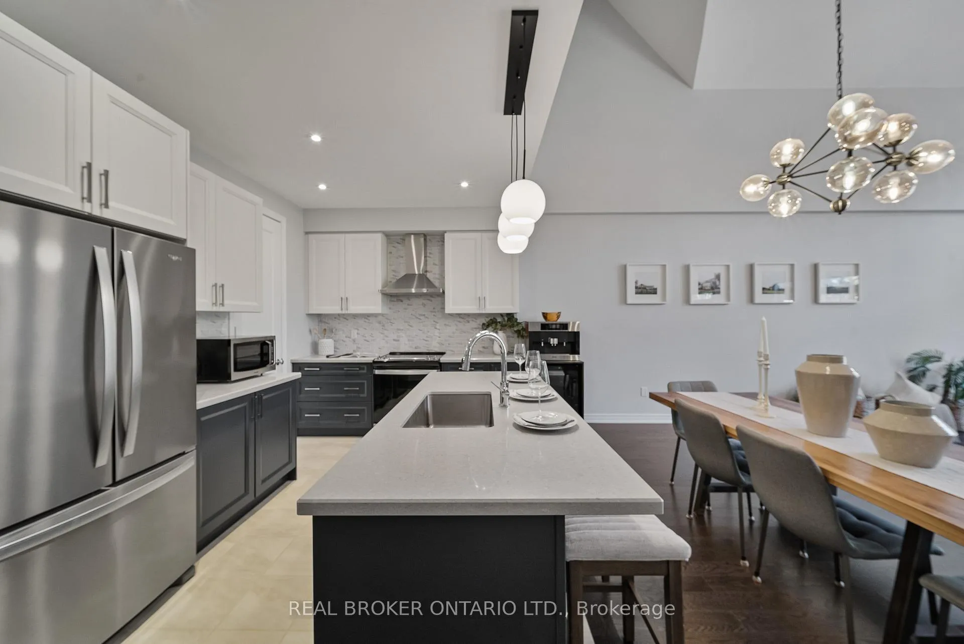 Photo 9 of 11 Howard Williams Court, Uxbridge — HOMEH