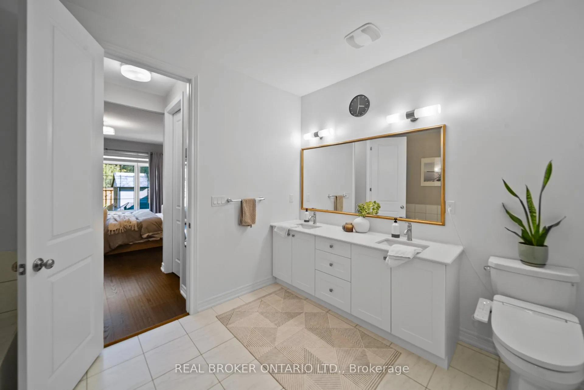 Photo 22 of 11 Howard Williams Court, Uxbridge — HOMEH