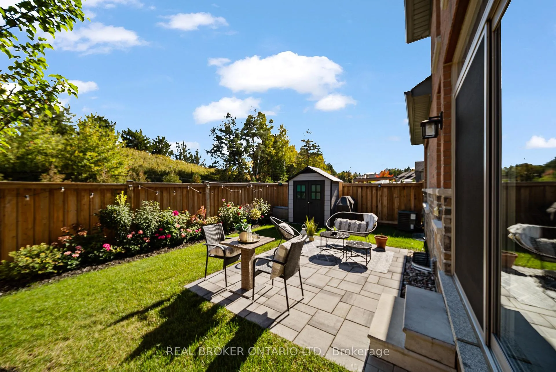 Photo 37 of 11 Howard Williams Court, Uxbridge — HOMEH
