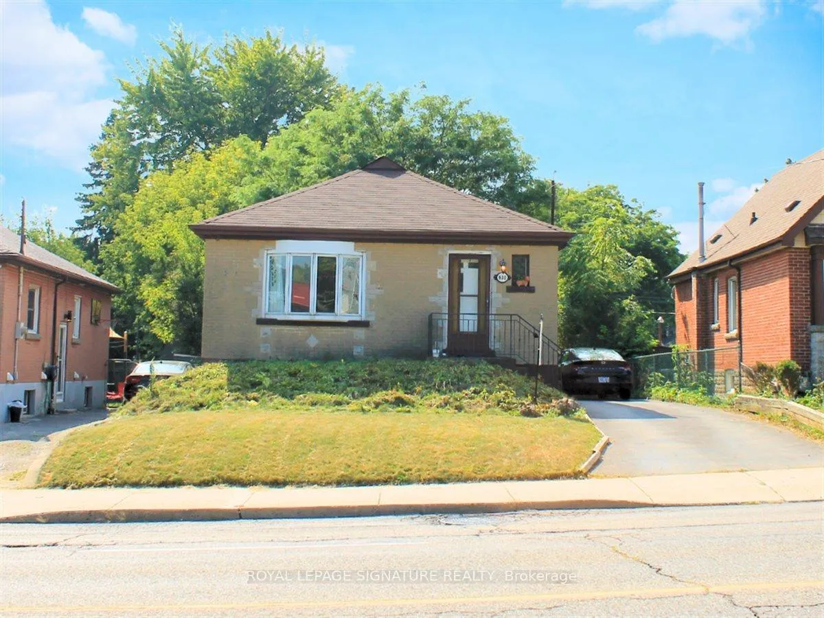 Photo 1 of 630 Fennell Avenue E, Hamilton, Burkholme — HOMEH