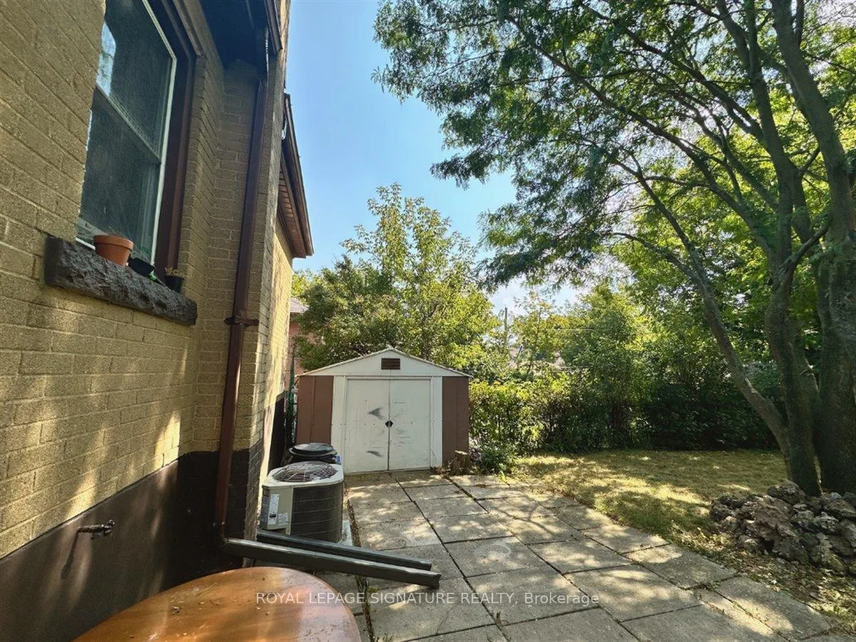 Photo 25 of 630 Fennell Avenue E, Hamilton, Burkholme — HOMEH