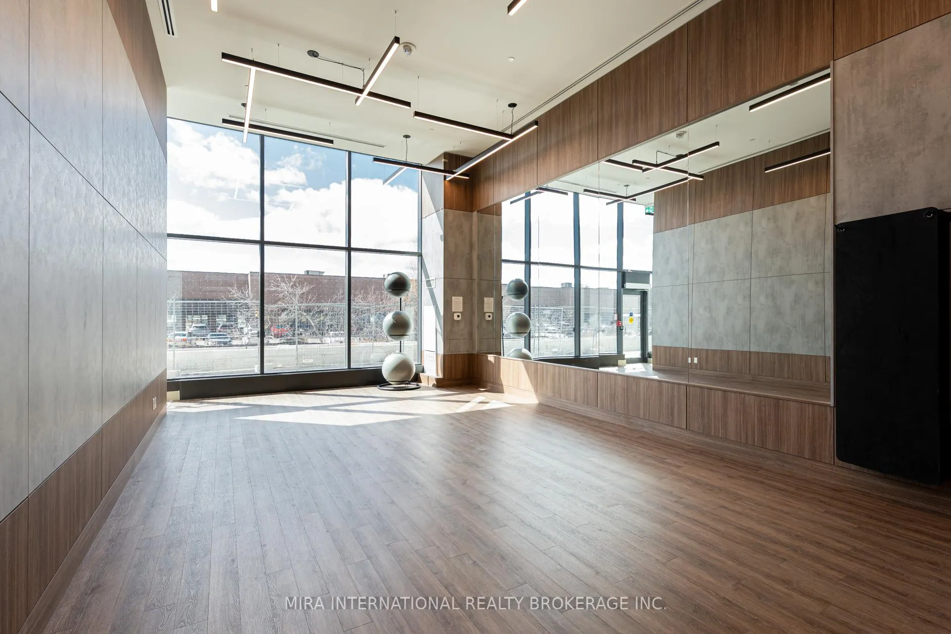 Photo 31 of Unit 2704, 1435 Celebration Drive S, Pickering, Bay Ridges — HOMEH