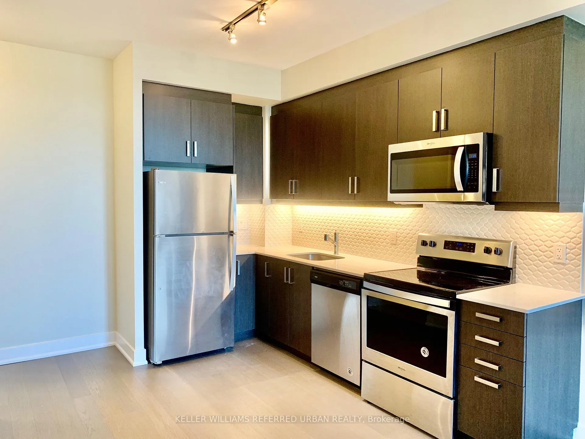 Photo 2 of Unit 801, 1486 Bathurst Street, Toronto, Humewood-Cedarvale — HOMEH