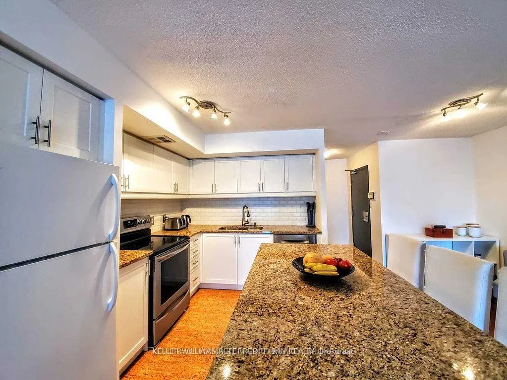 Photo 13 of Unit 2208, 25 The Esplanade, Toronto, Waterfront Communities — HOMEH