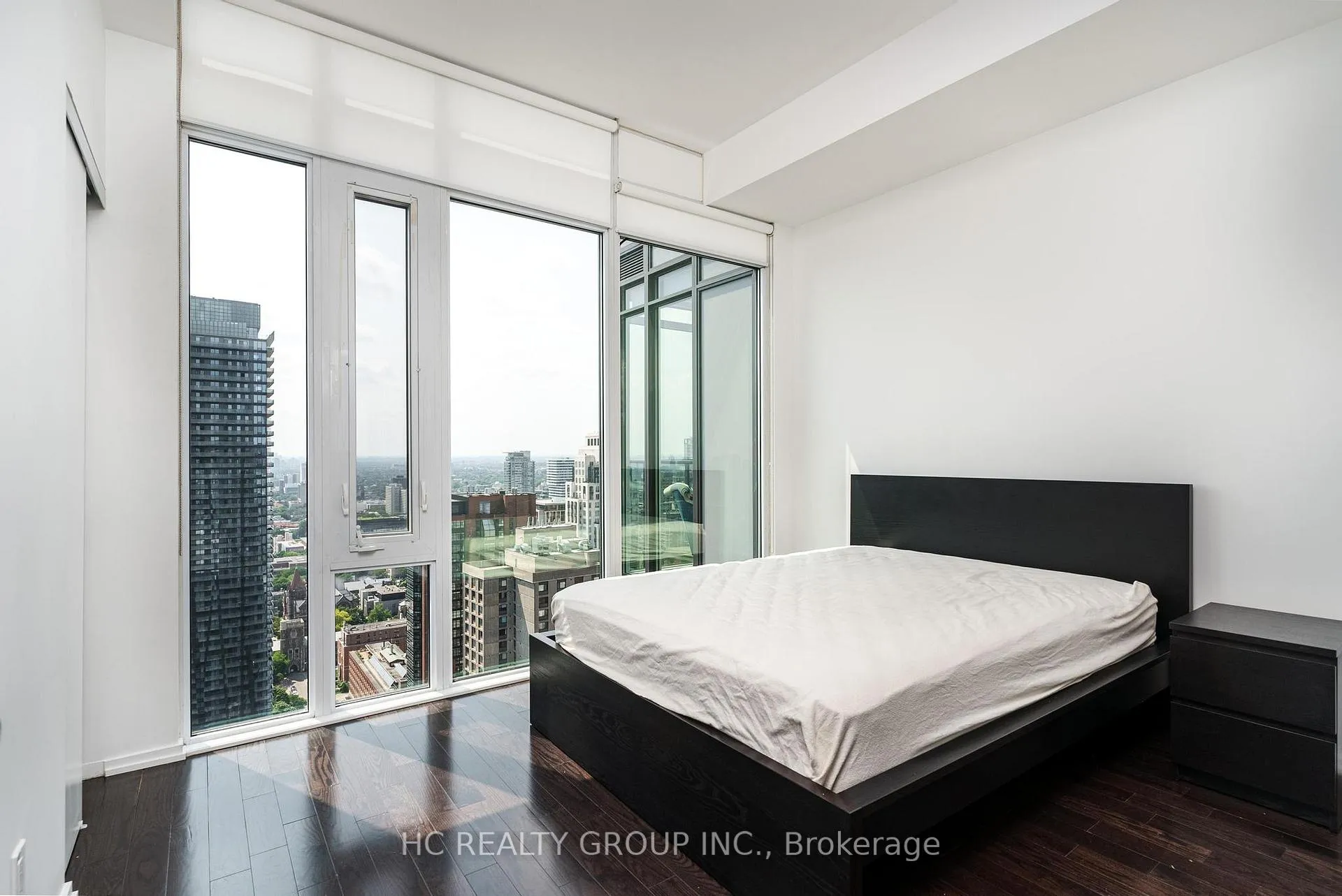 Photo 4 of Unit 3503, 75 St Nicholas Street, Toronto, Bay Street Corridor — HOMEH