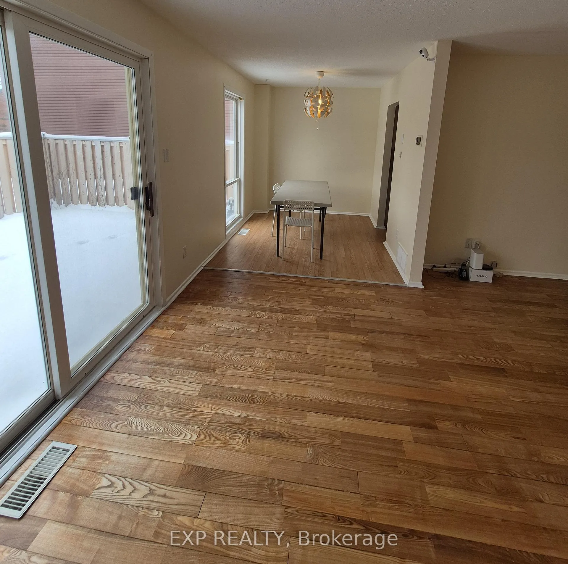 Photo 12 of Unit 8, 8 Arnold Drive, Ottawa, Arbeatha Park — HOMEH