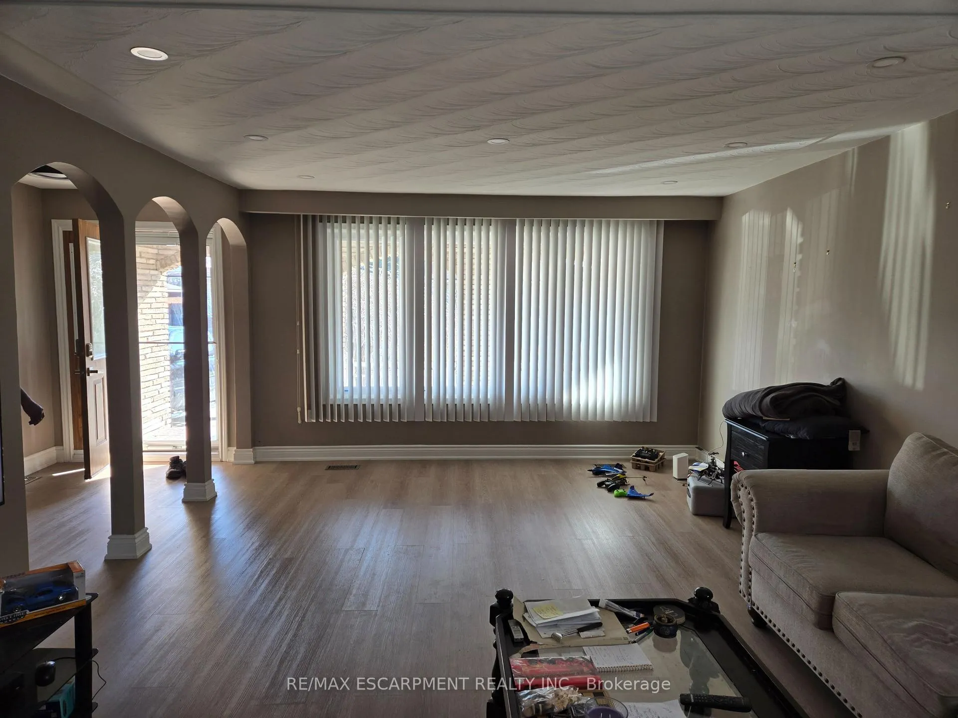 Photo 7 of 60 Nugent Drive, Hamilton, Kentley — HOMEH