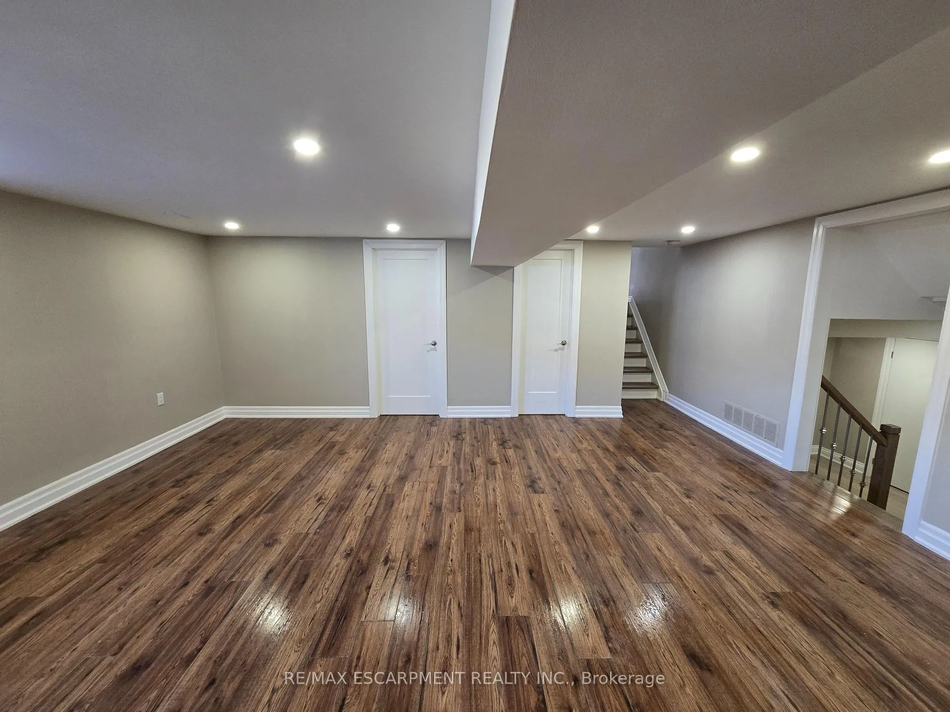 Photo 9 of 60 Nugent Drive, Hamilton, Kentley — HOMEH