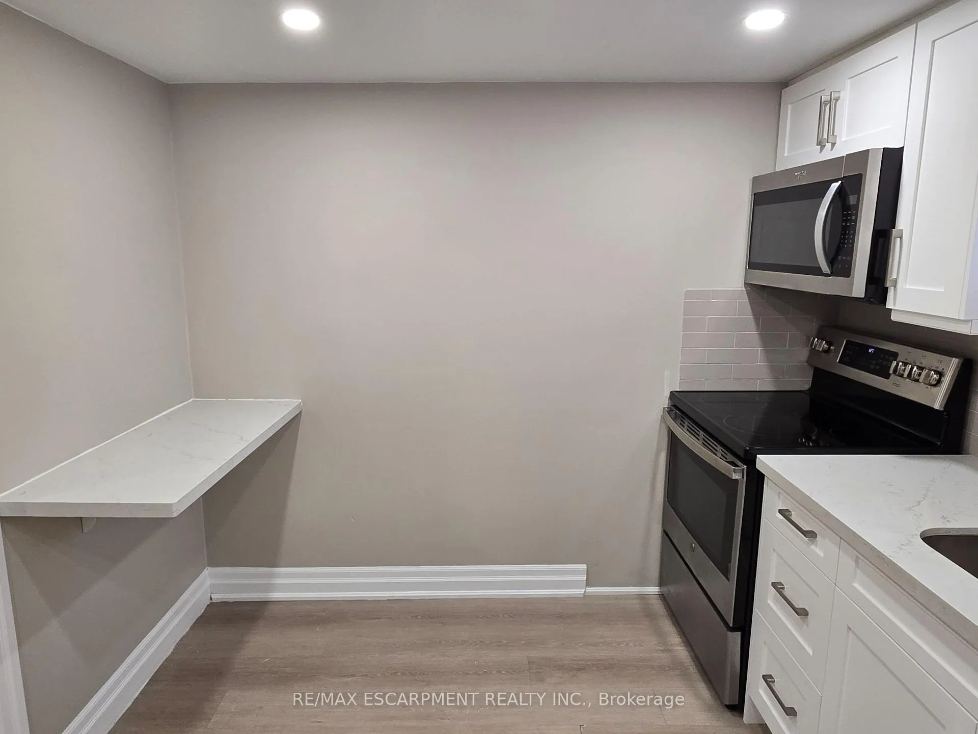 Photo 15 of 60 Nugent Drive, Hamilton, Kentley — HOMEH