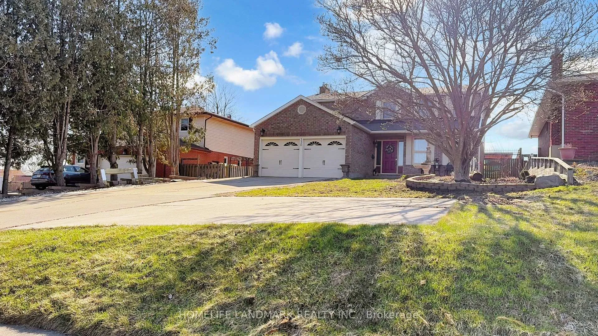 Photo 3 of 330 Guelph Avenue, Cambridge, Silver Heights — HOMEH