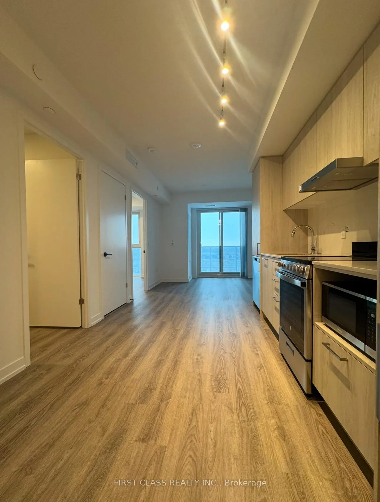 Front of Unit 1807, 195 Commerce Street