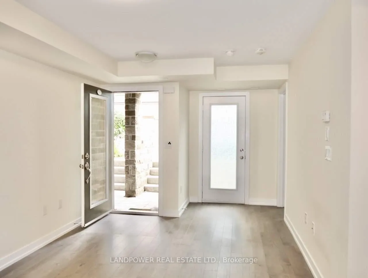 Photo 4 of Unit 2309, 20 Westmeath Lane, Markham, Cornell — HOMEH