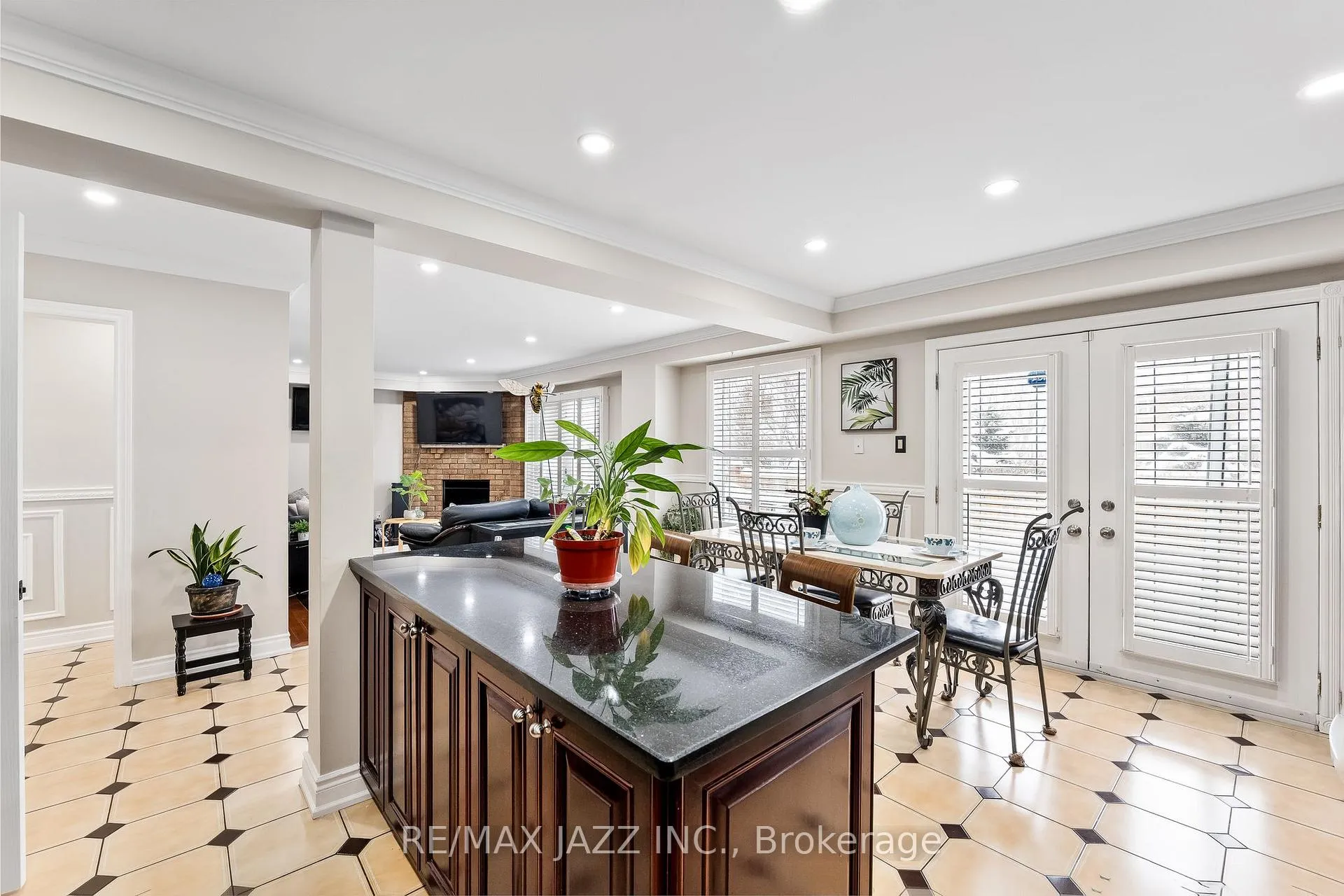 Photo 12 of 53 Coxworth Avenue, Markham, Middlefield — HOMEH
