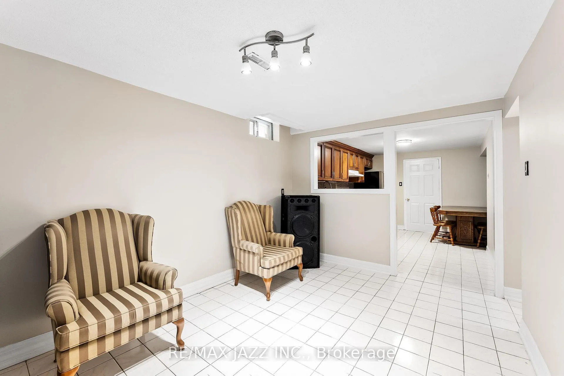 Photo 37 of 53 Coxworth Avenue, Markham, Middlefield — HOMEH