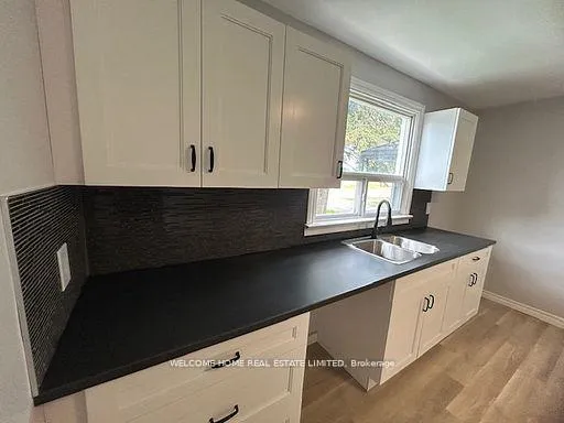 Photo 17 of 145 King Street N, New Tecumseth, Alliston — HOMEH