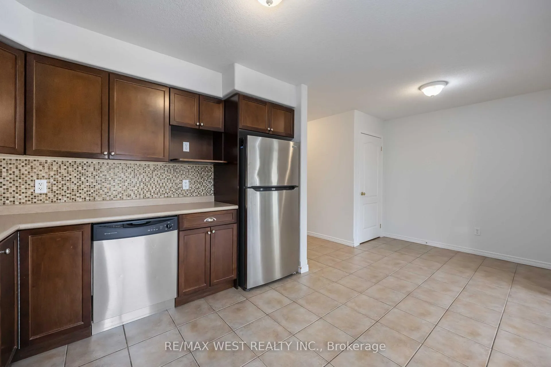 Photo 9 of 87 Warman Street, New Tecumseth, Alliston — HOMEH